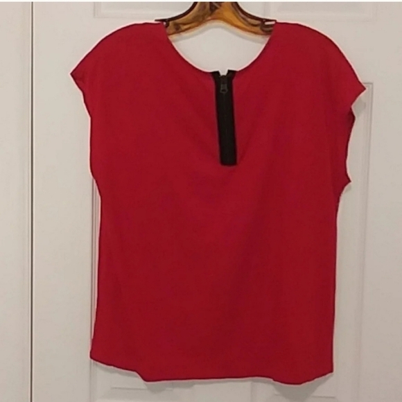 Large Size Women's Mystery Clothing Box (25) - Picture 6 of 9